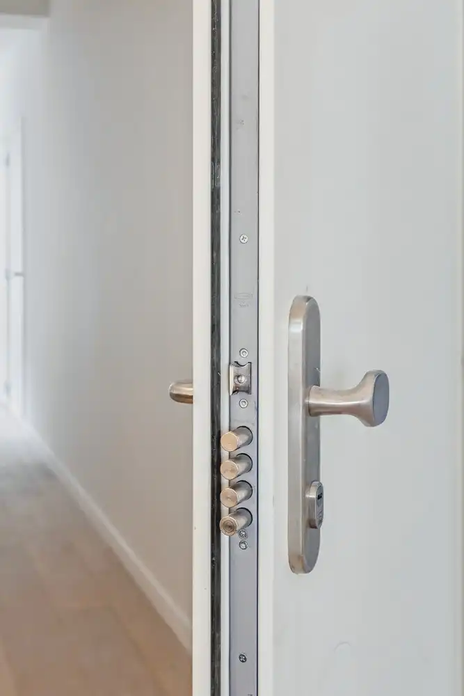 Gelijkvloers pareltje ±140m² met stadstuin en terras in hartje Antwerpen – Gerenoveerd in 2025 foto 17