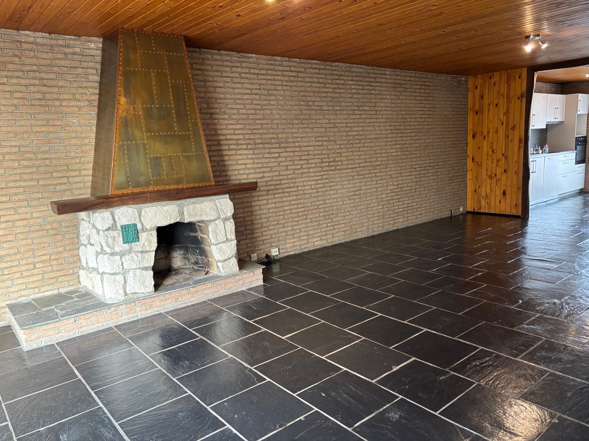 OORDEGEM - Tweeslaapkamerappartement op centrale ligging foto 7