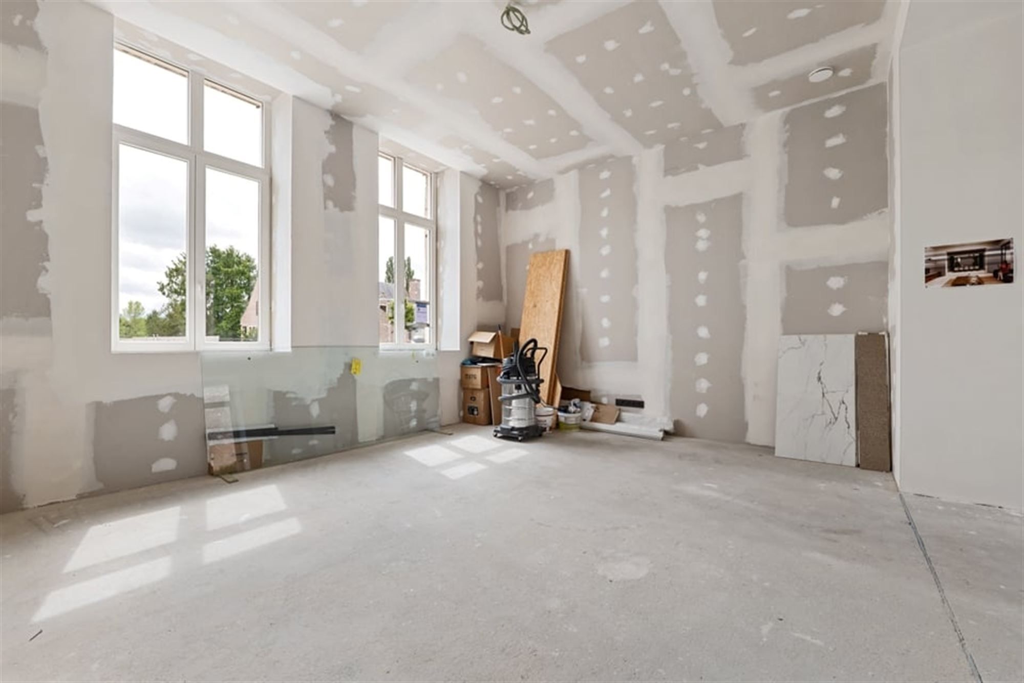 EXCLUSIEF WONEN IN EEN GERESTAUREERDE VIERKANTSHOEVE foto 15