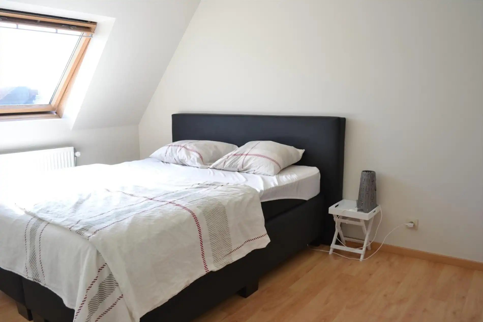 Kwalitatief duplex appartement in hartje Bellegem foto 9