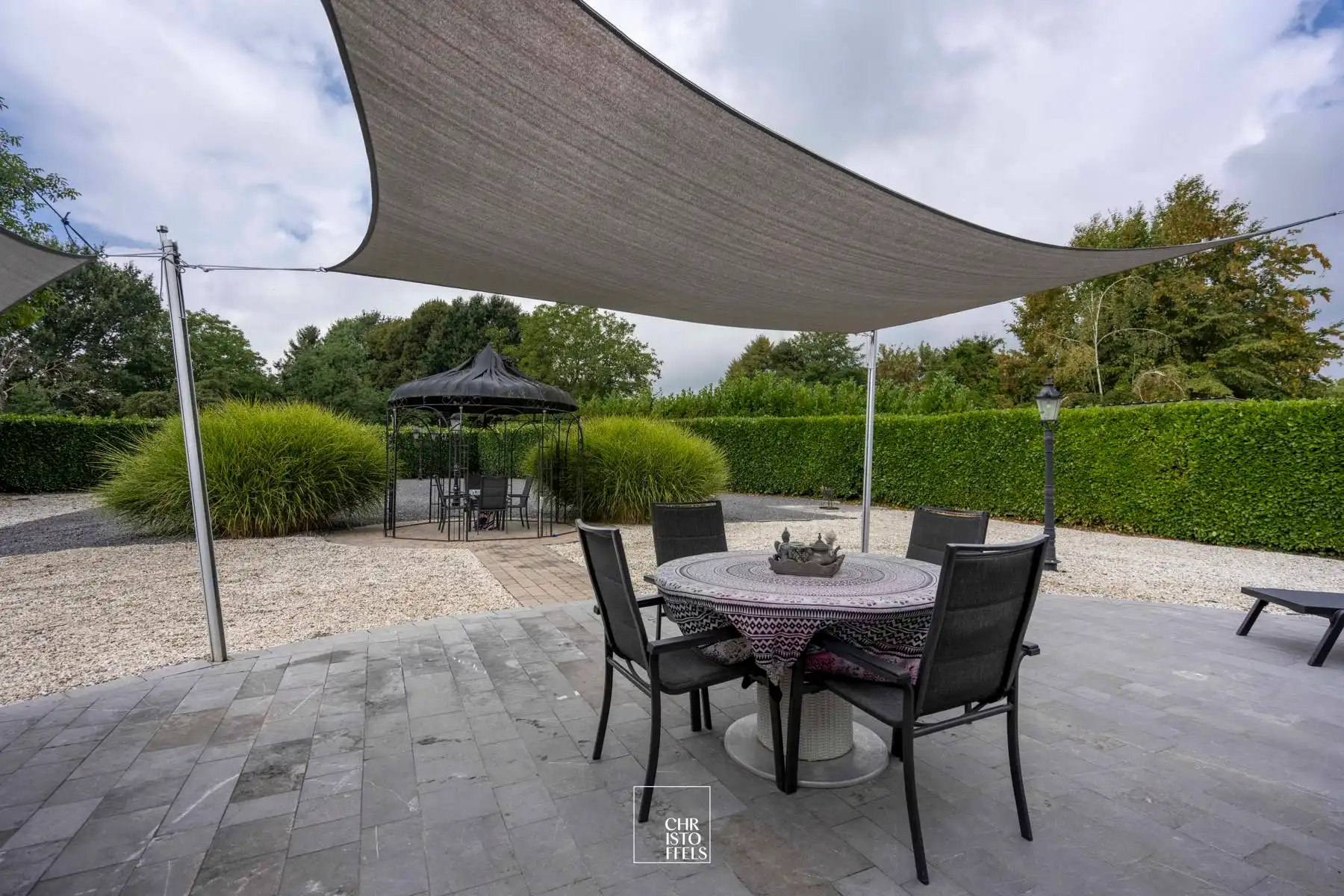 Tijdloze villa van 422 m² met uitzonderlijke ruimte en mogelijkheden nabij Maastricht! foto 28