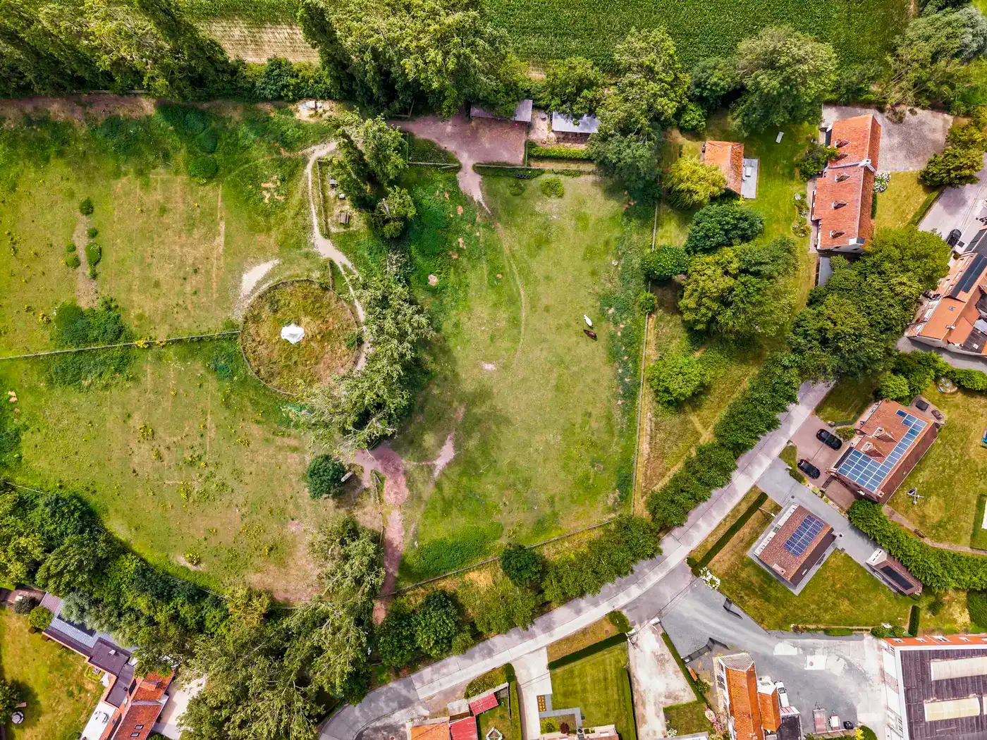 Exclusieve landelijke villa met paardenaccommodatie op ca 1,6ha foto 30