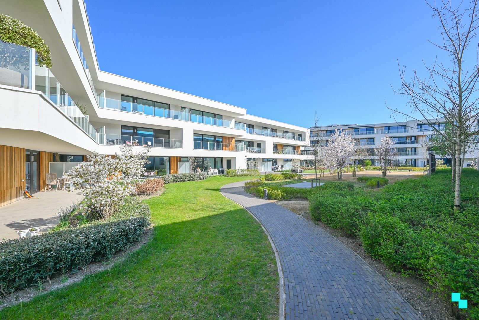 Assistentiewoning in hartje Waregem - Diverse types beschikbaar foto 14
