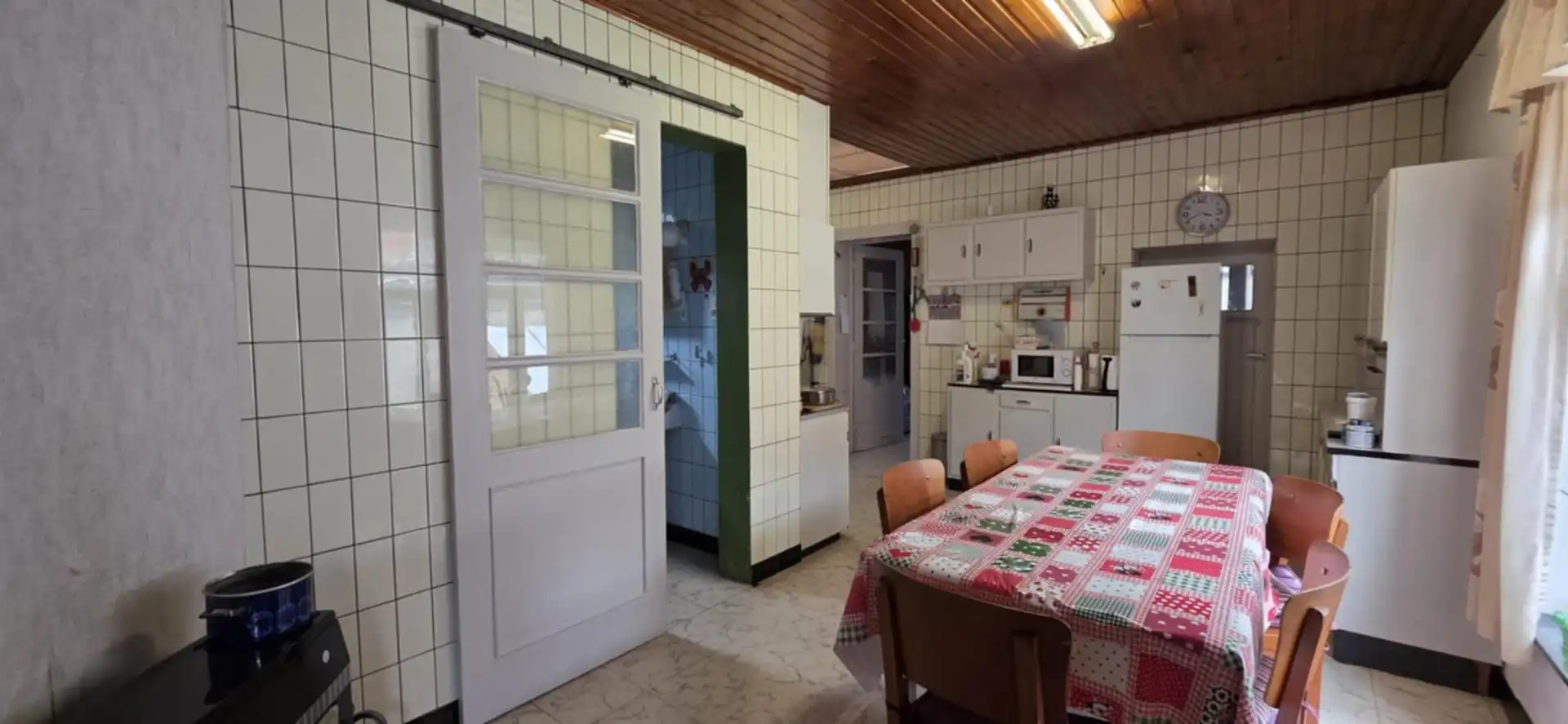 Renovatiewoning met veel potentieel foto 6