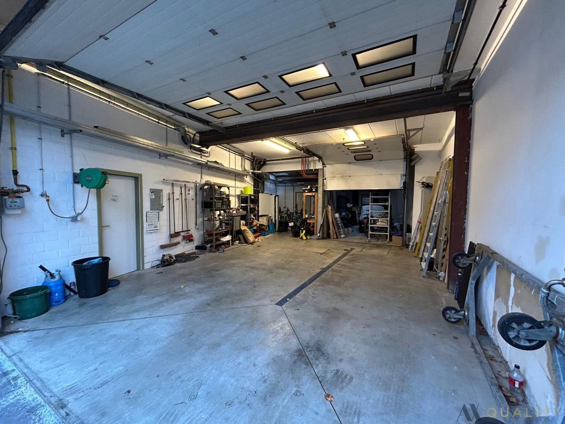 Ruime woning met tal van mogelijkheden en ruime garage  foto 28