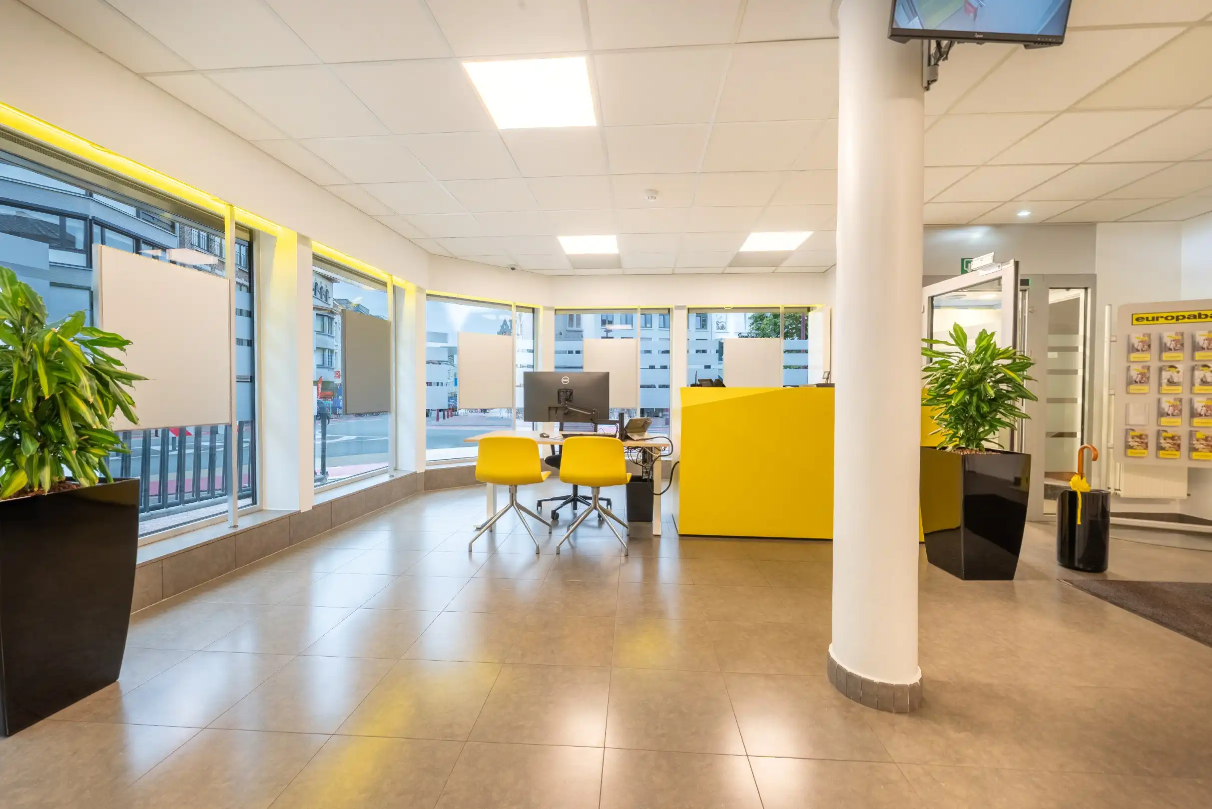 Iconisch handelspand op toplocatie foto 2