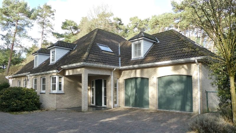 Zeer ruime villa van 391m² op 25 are met openluchtzwembad foto 5