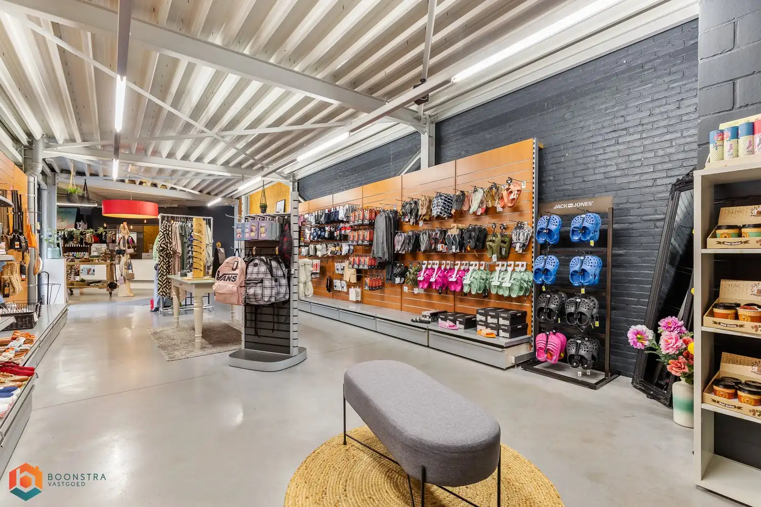 Handelspand op toplocatie met grote visibiliteit en veelzijdige mogelijkheden (1030m2) foto 11