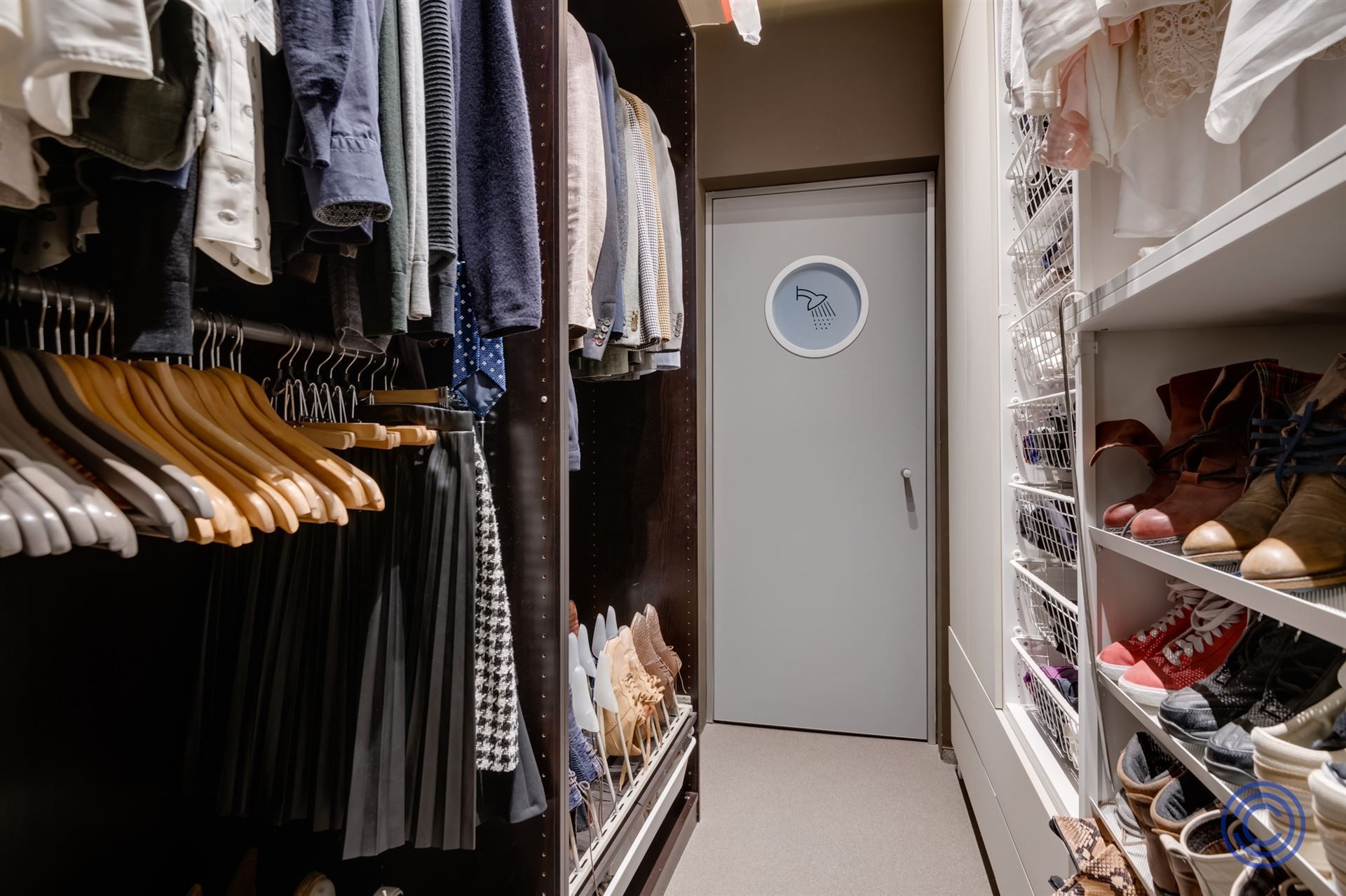 Hoogwaardig afgewerkt appartement in UNIEK gebouw! foto 14