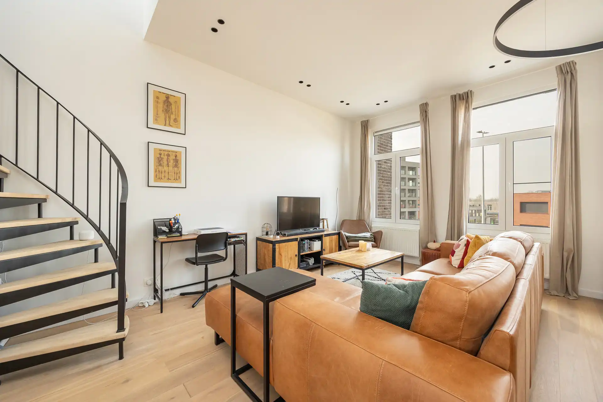 Prachtig gerenoveerd appartement met uniek dakterras! foto 5