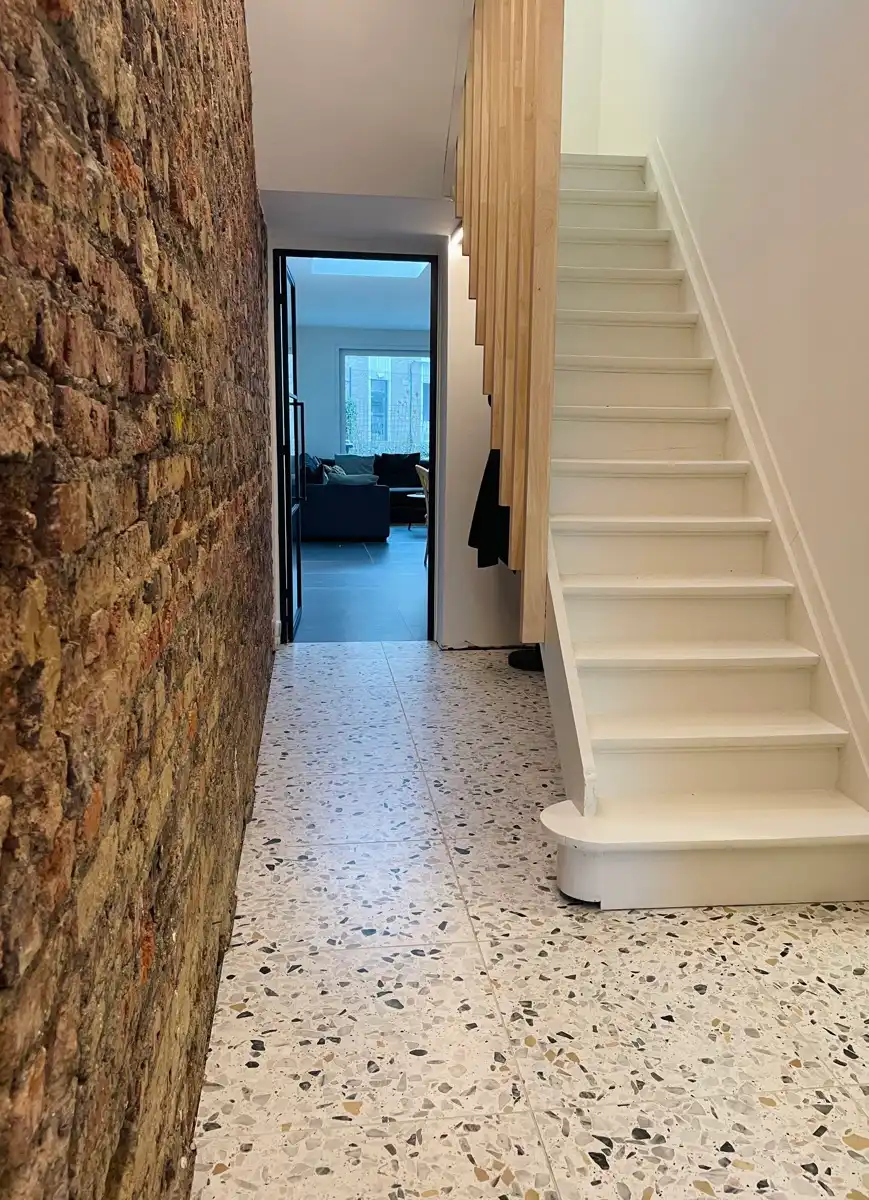 Volledig gerenoveerde woning te Aalst!  foto 2