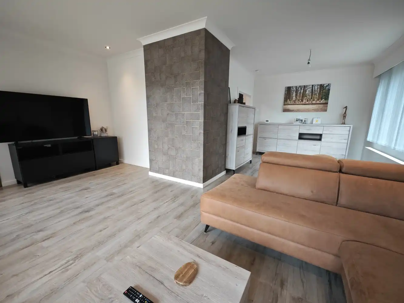 Grotendeels gerenoveerde woning op 16a78ca foto 4