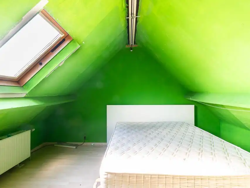 Opbrengsteigendom met ruim magazijn en appartement. foto 15