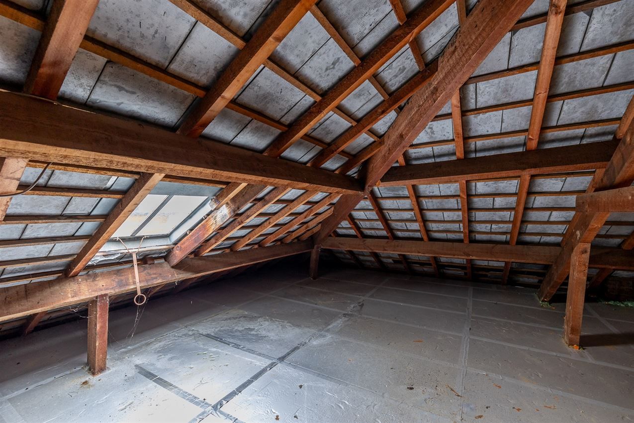 Stadswoning met 2 slk en ruimte inpandige garage foto 20