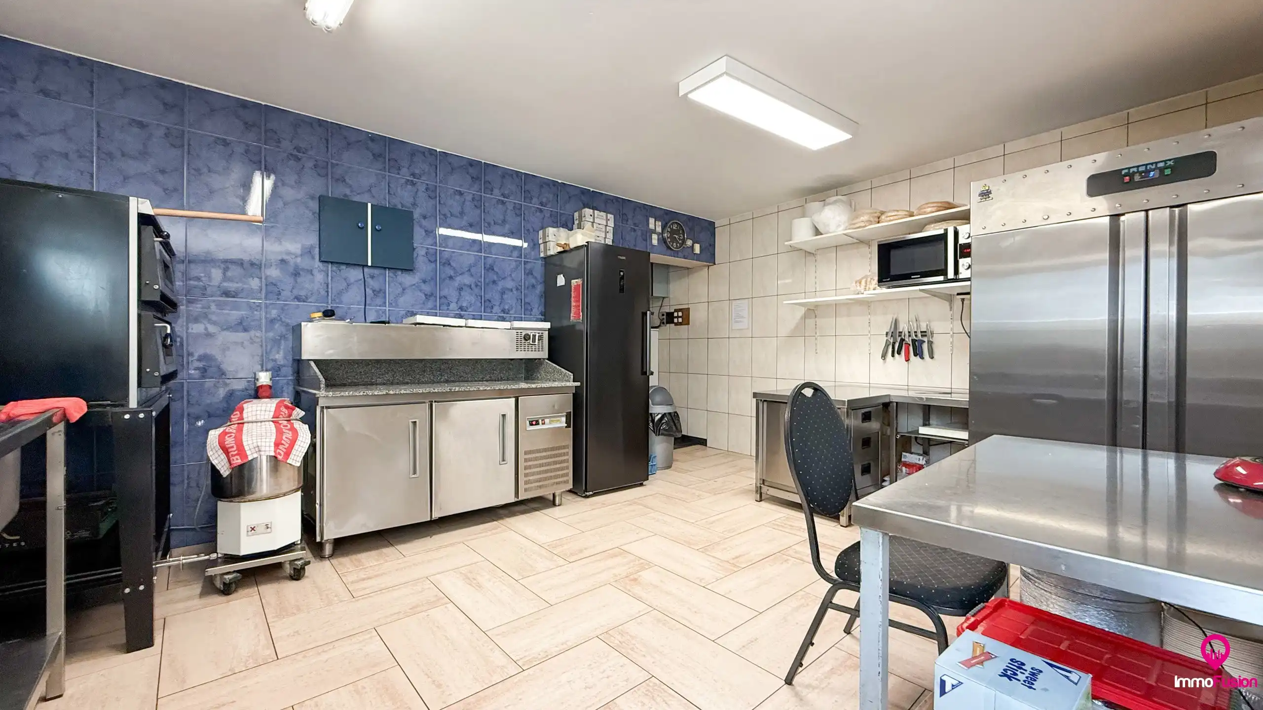 Unieke investeringskans: handelspand én appartement met tuin foto 11