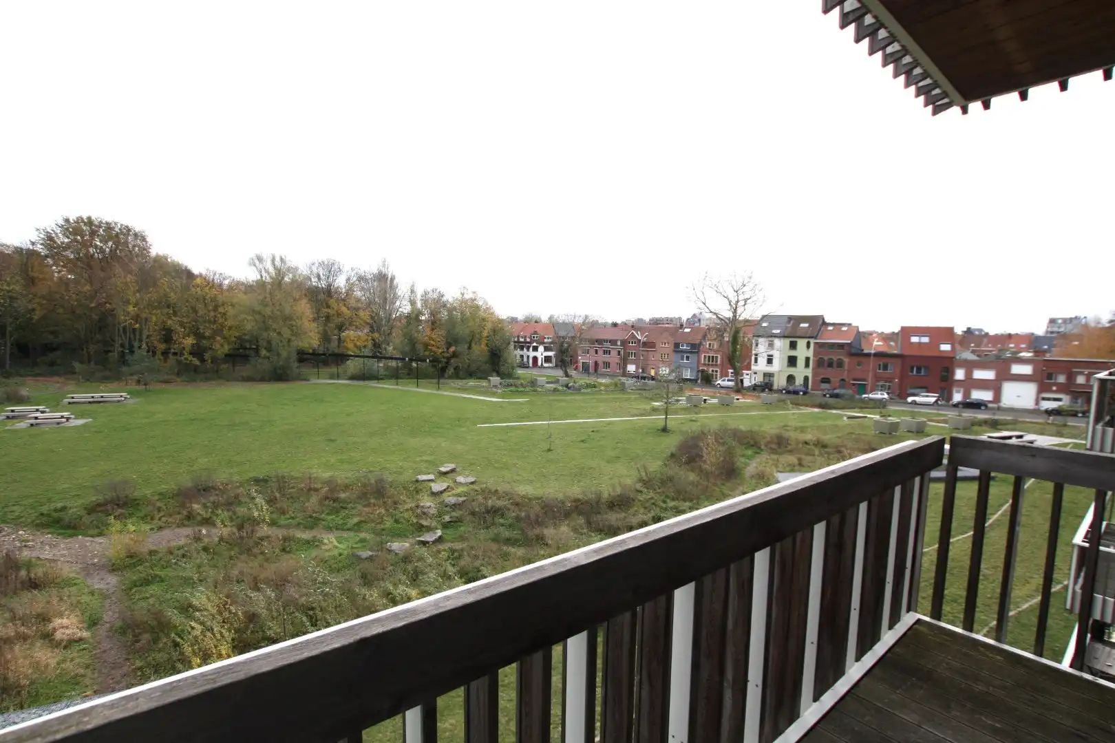 Appartement met twee slaapkamers en prachtig zicht op het park  foto 5