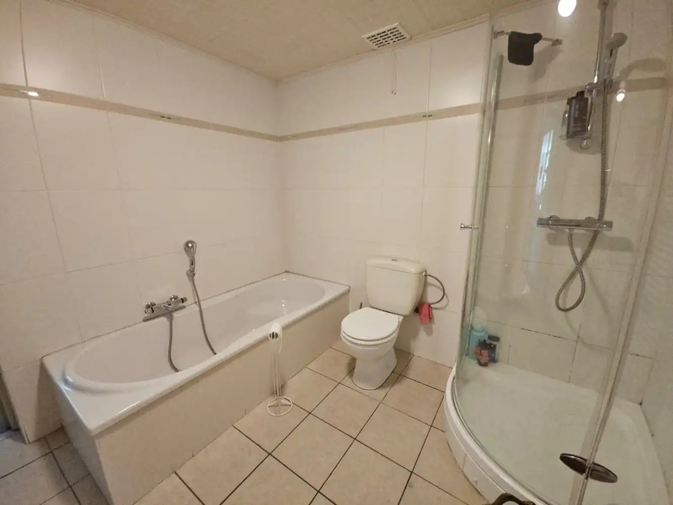 Ruime, charmante woning op een perceel van 57a80ca foto 13
