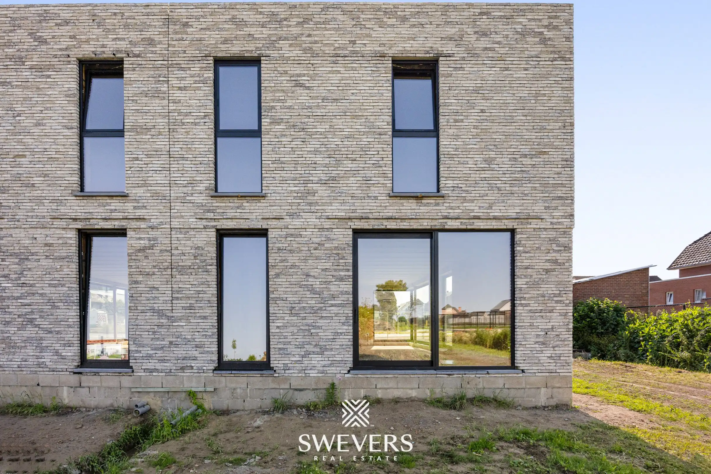 Moderne nieuwbouwwoning met 3 slaapkamers op een perceel van 6a 02ca foto 24