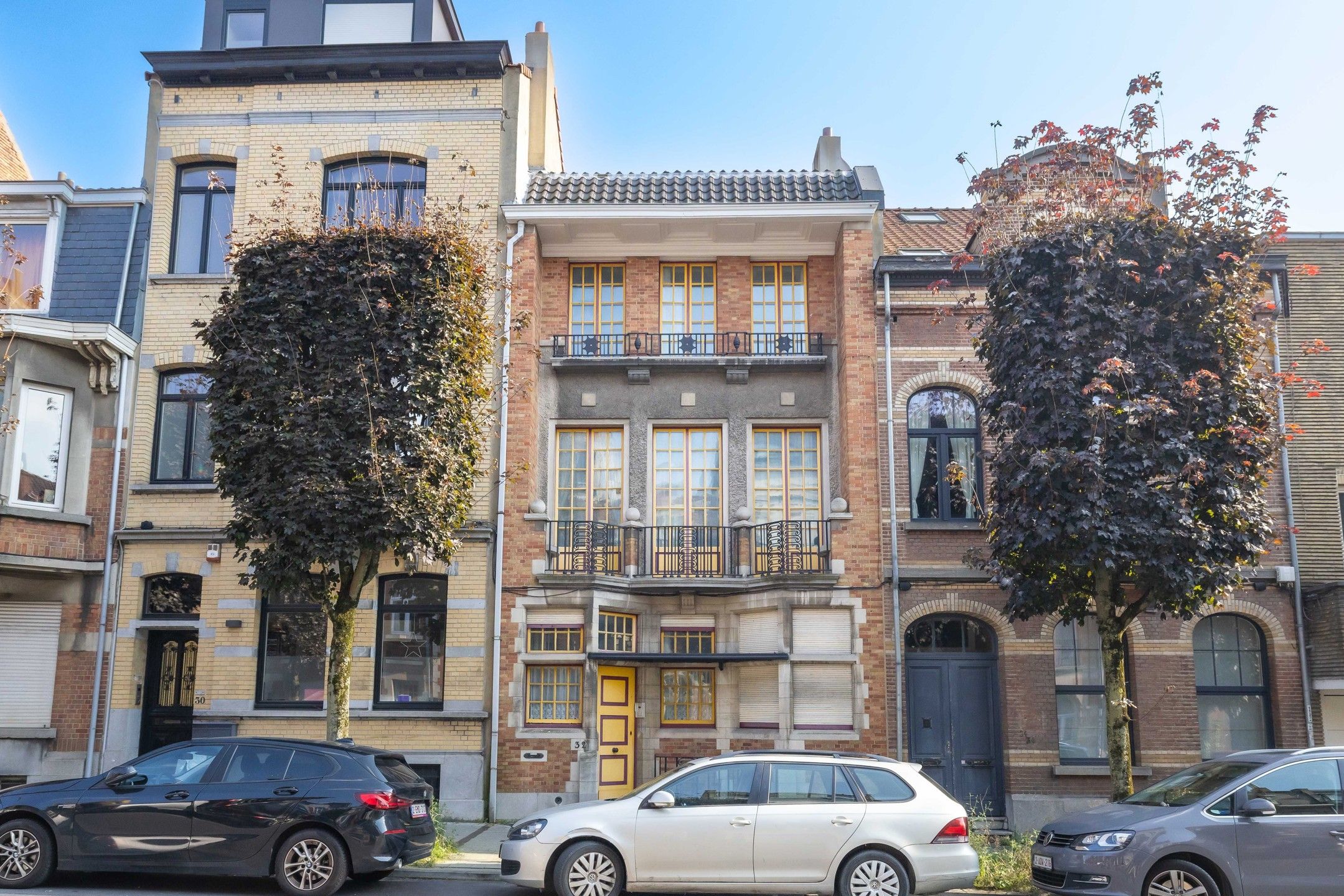 Karakteristiek huis om te renoveren op Altitude 100! foto 3