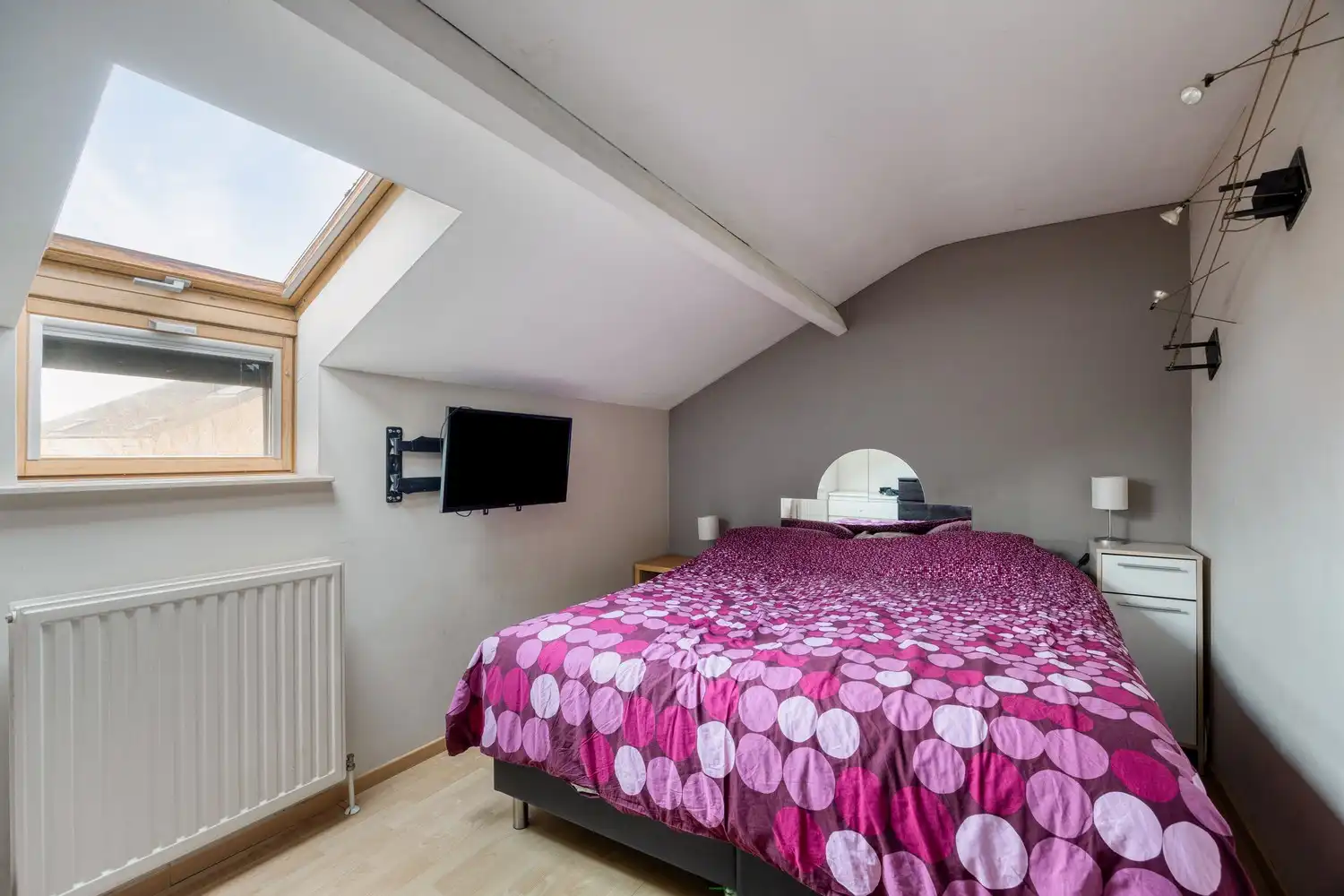 Rustig gelegen halfopen bebouwing met 3 slaapkamers, veranda en garage in Houthalen-Helchteren foto 18