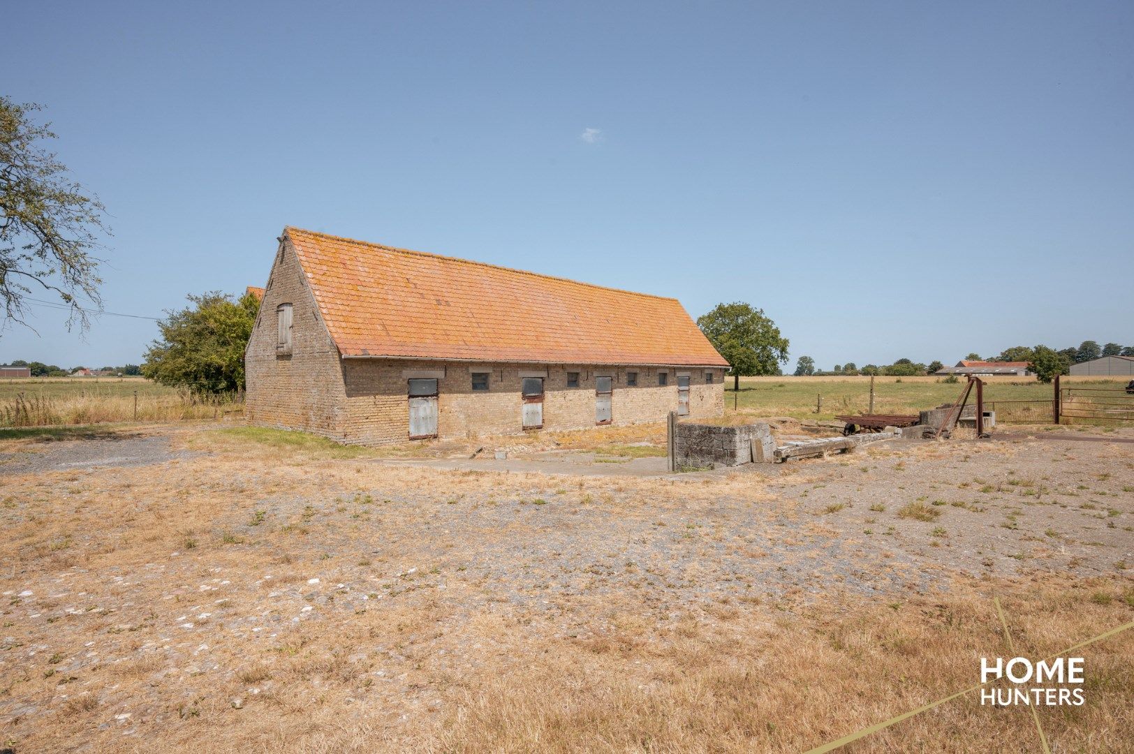 Prachtige U-hoeve op idyllische locatie met bouwvergunning te Izenberge  foto 9