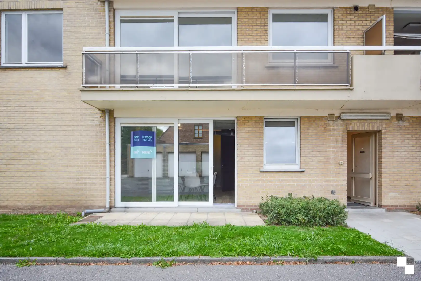 Gelijkvloerse studio te Roeselare foto 15