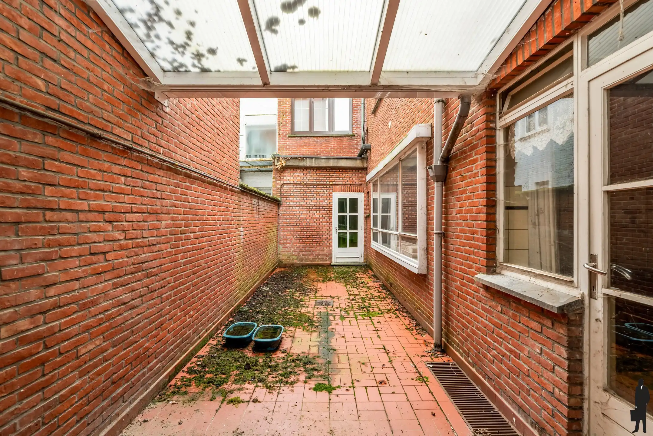 Uniek pand (472m²) met opties voor renovatie of nieuwbouw! foto 12