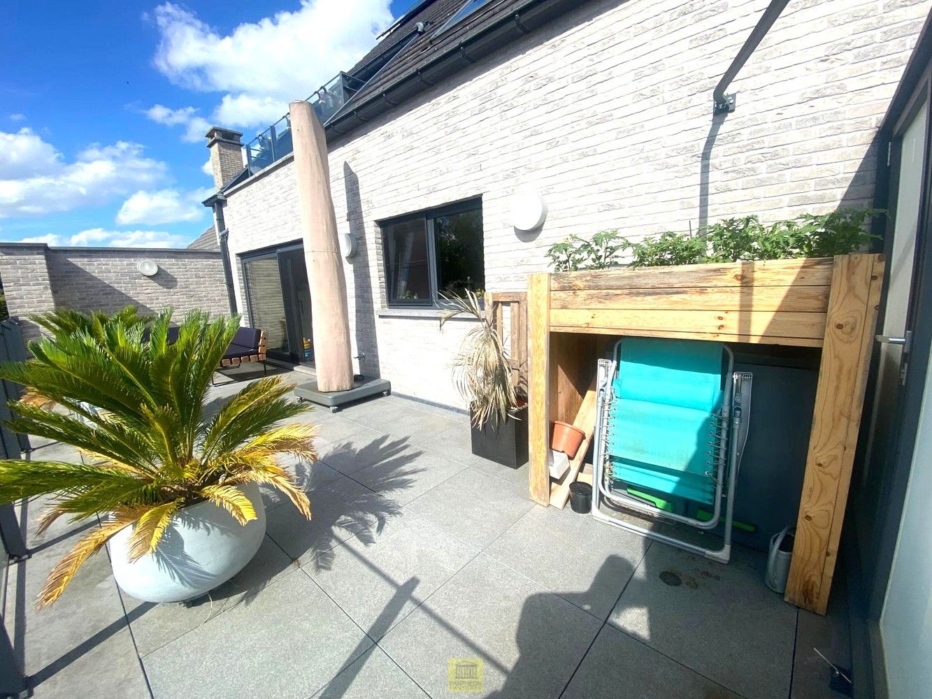 Modern en ruim appartement met groot aangenaam terras . foto 20