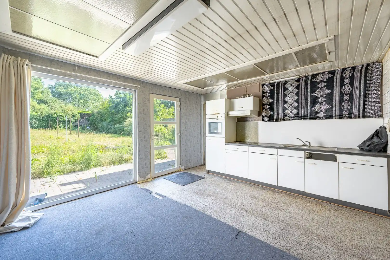 Lichtrijke woning met 4 slaapkamers in het centrum van Moorslede foto 2