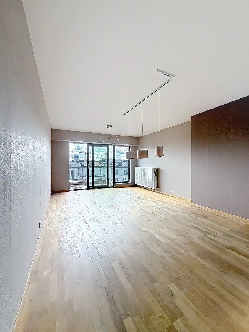 Zongericht appartement met terras in het stadcentrum doch in een oase van groen foto 6