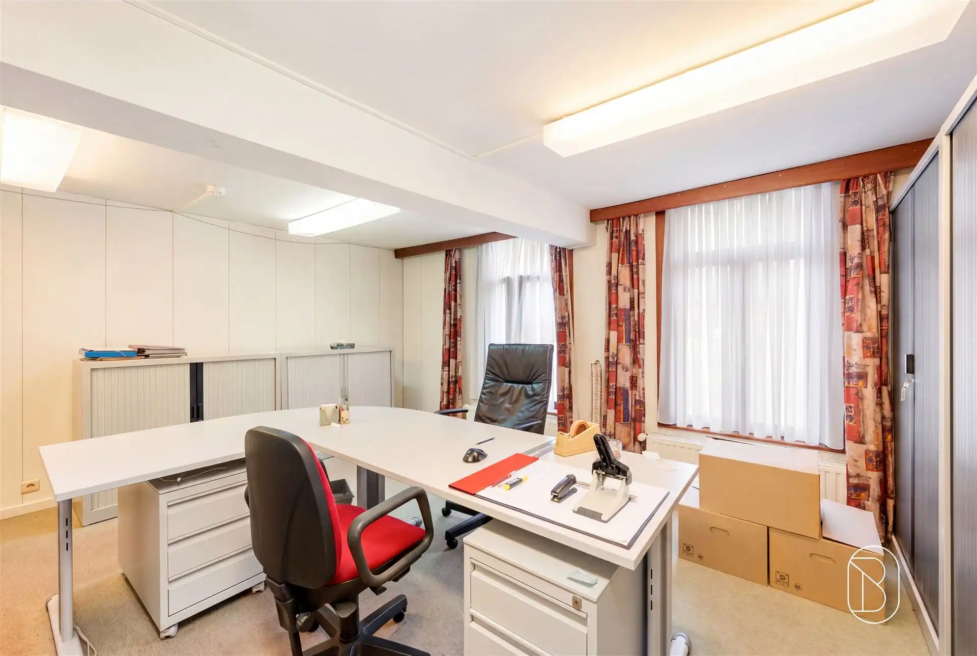 Gemengd gebouw, ideaal voor een zelfstandige/investeerder! foto 11