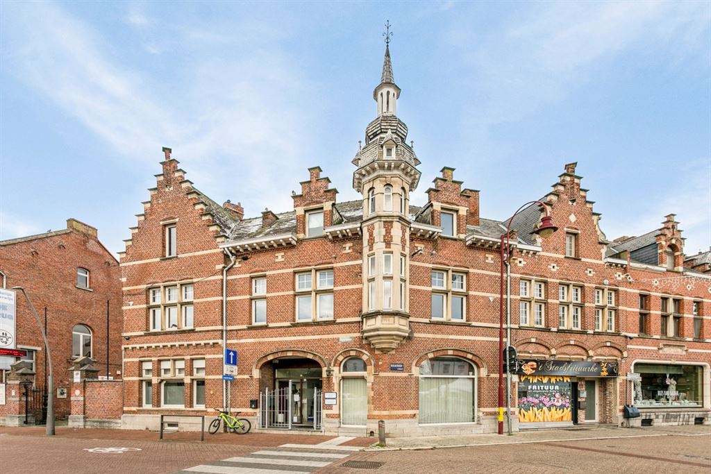 Prachtige woning met zeer veel karakter op een toplocatie te Aarschot foto 1