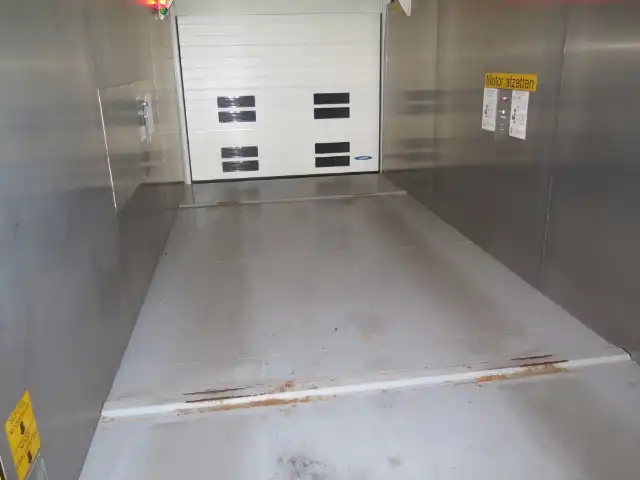 Ondergrondse parkeerplaats foto 2
