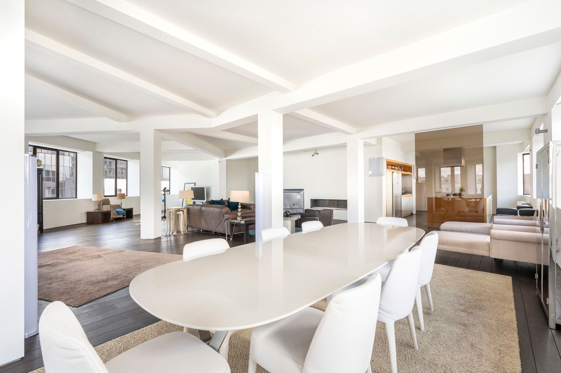 Unieke loft met karakter en licht in art-deco gebouw foto 9