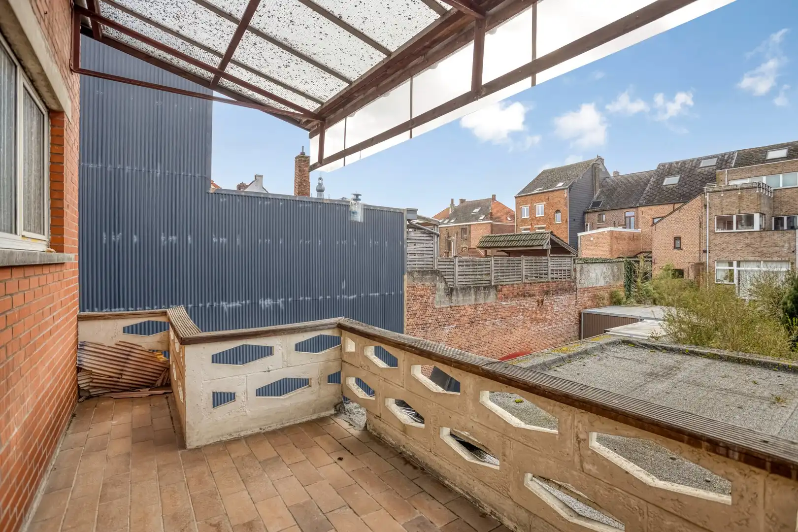 Te verbouwen opbrengsteigendom met twee vergunde appartement foto 15