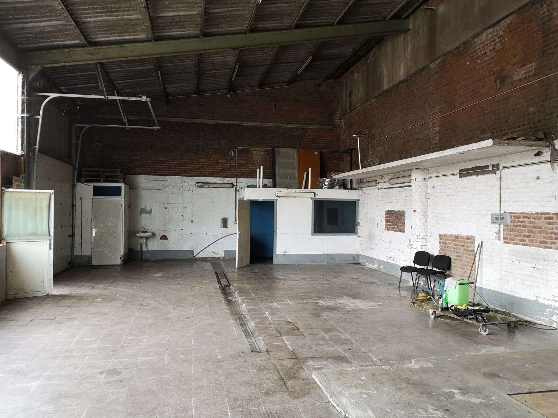 Magazijn van 190m² foto 5