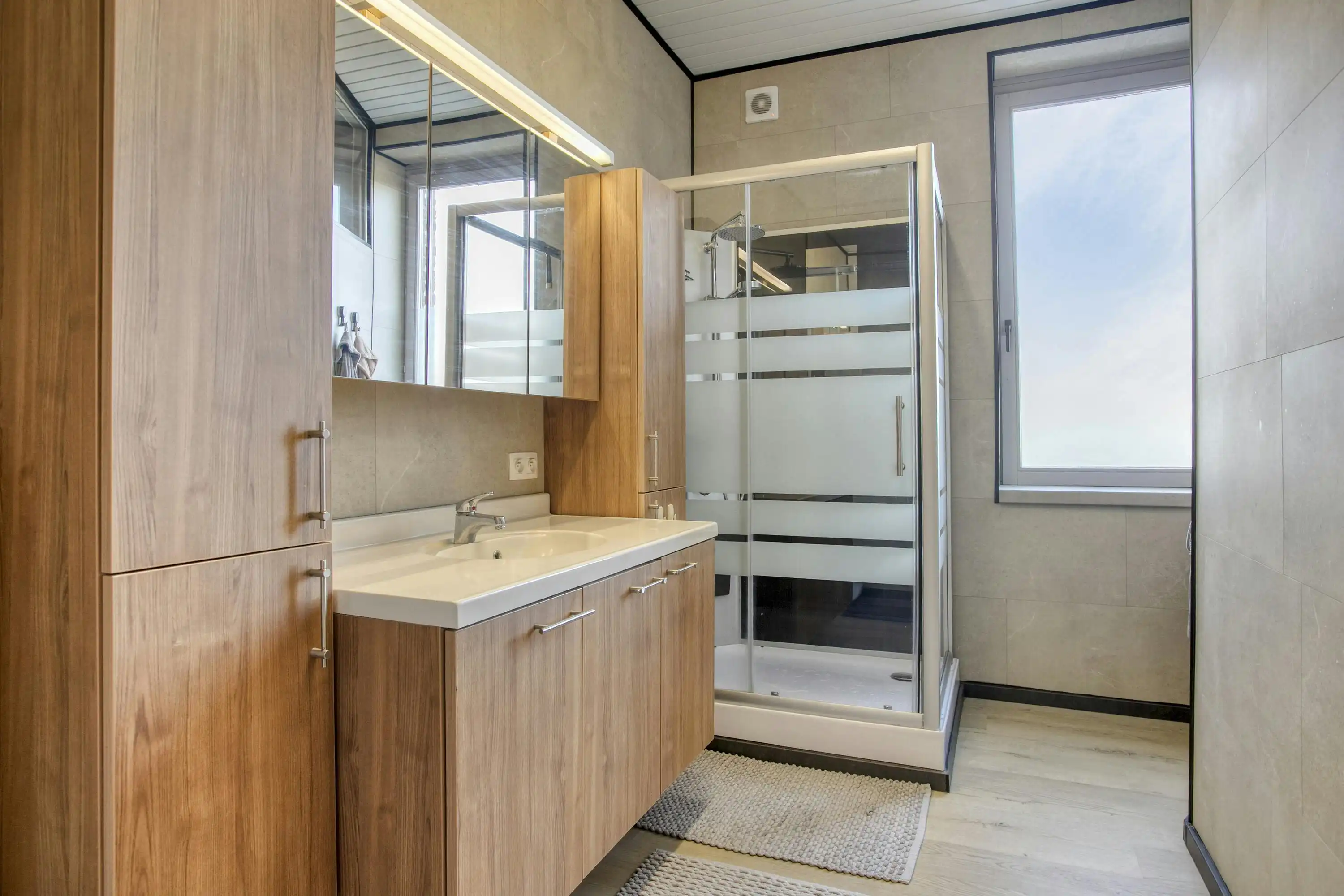 Instapklare en energiezuinige woning te koop in Menen!  foto 6