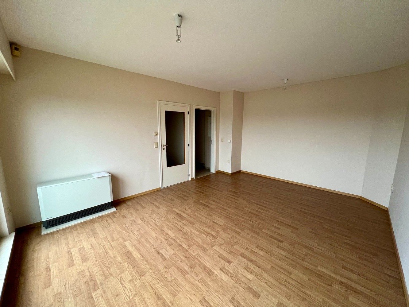 Ruim appartement met (hotel)diensten nabij Gent te koop! foto 3