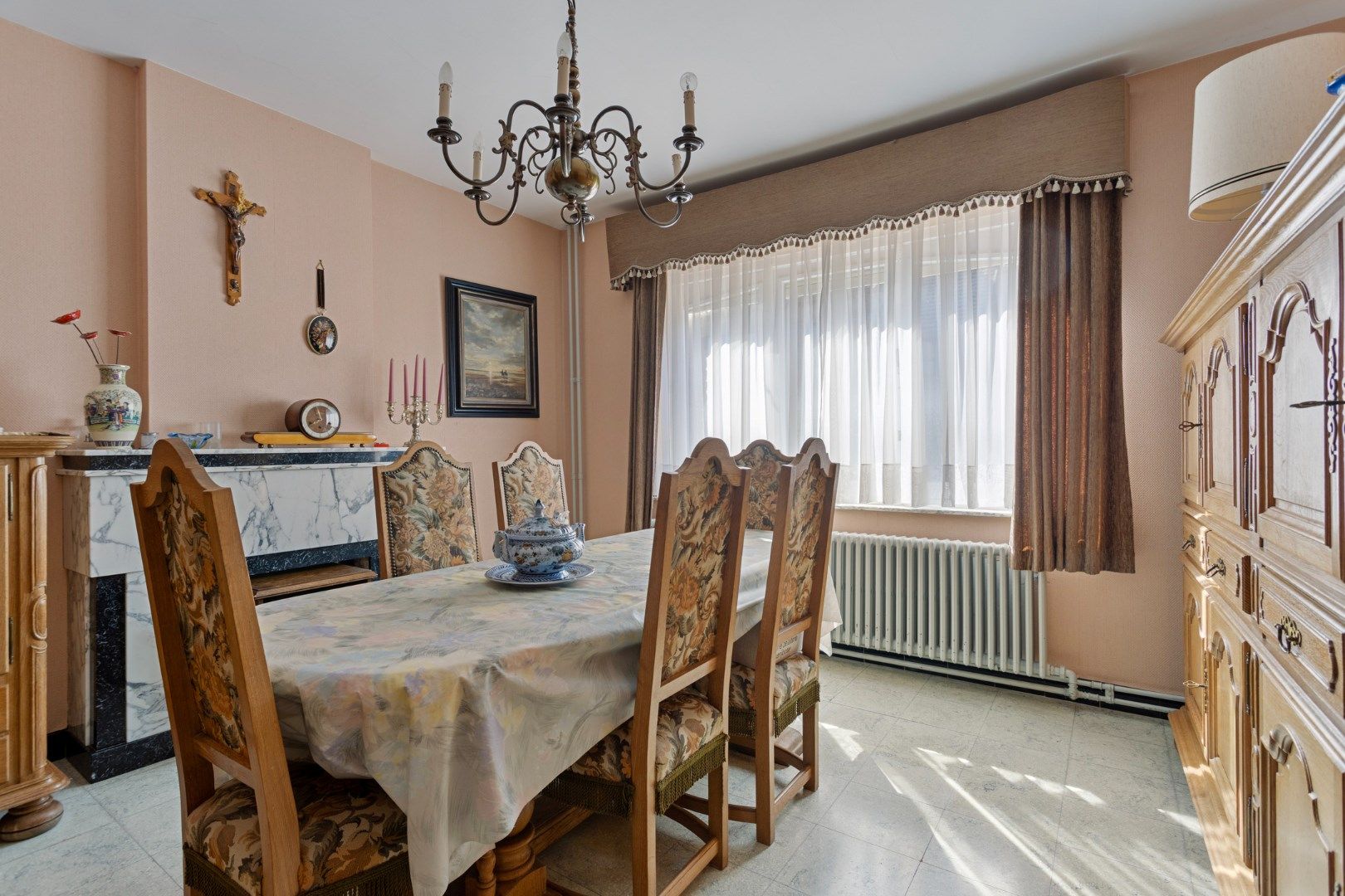 Ruime woning met bebouwbare tuin en achterliggende gronden foto 5