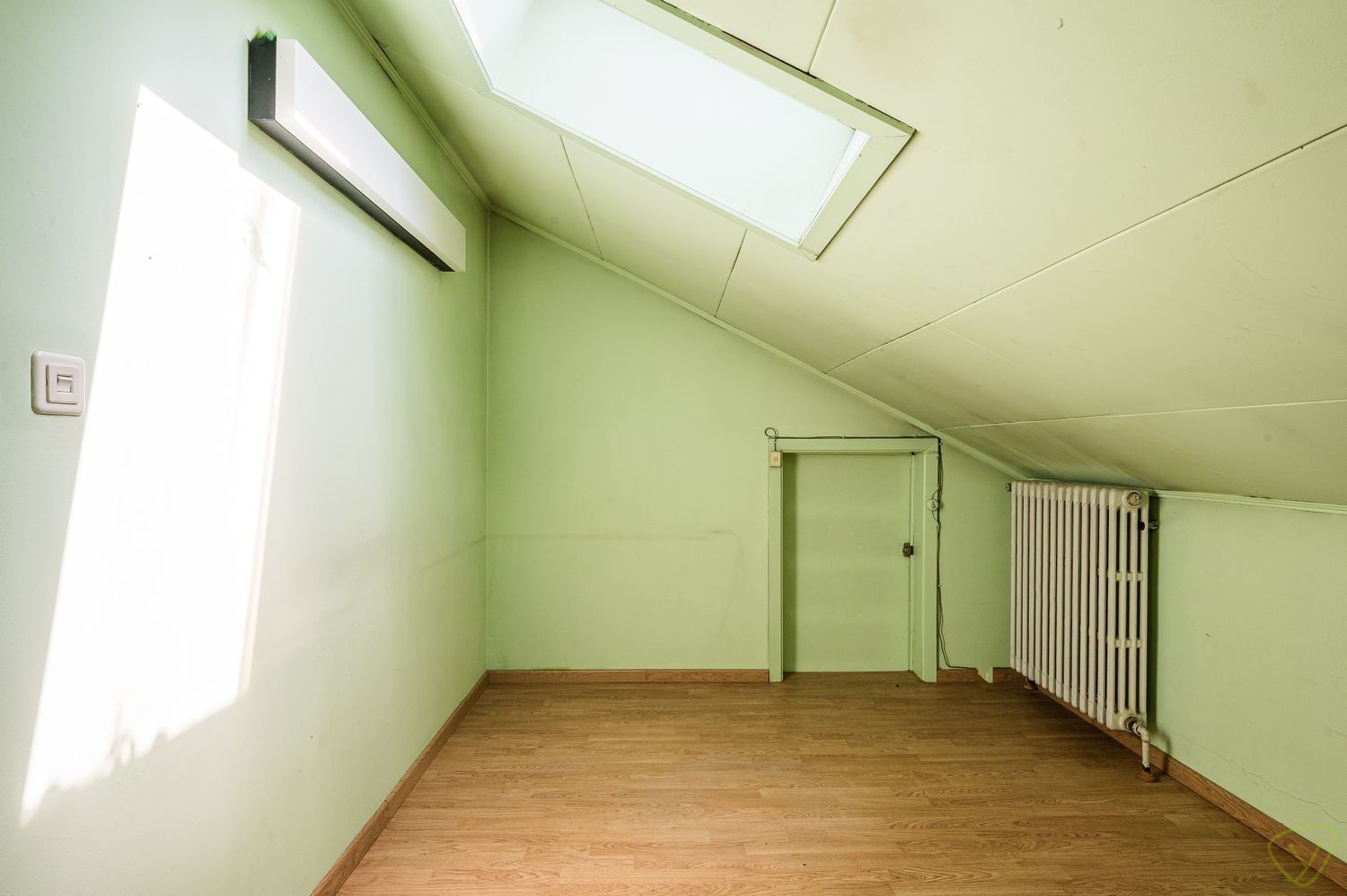 Karaktervolle woning met  riante tuin in Eeklo foto 27