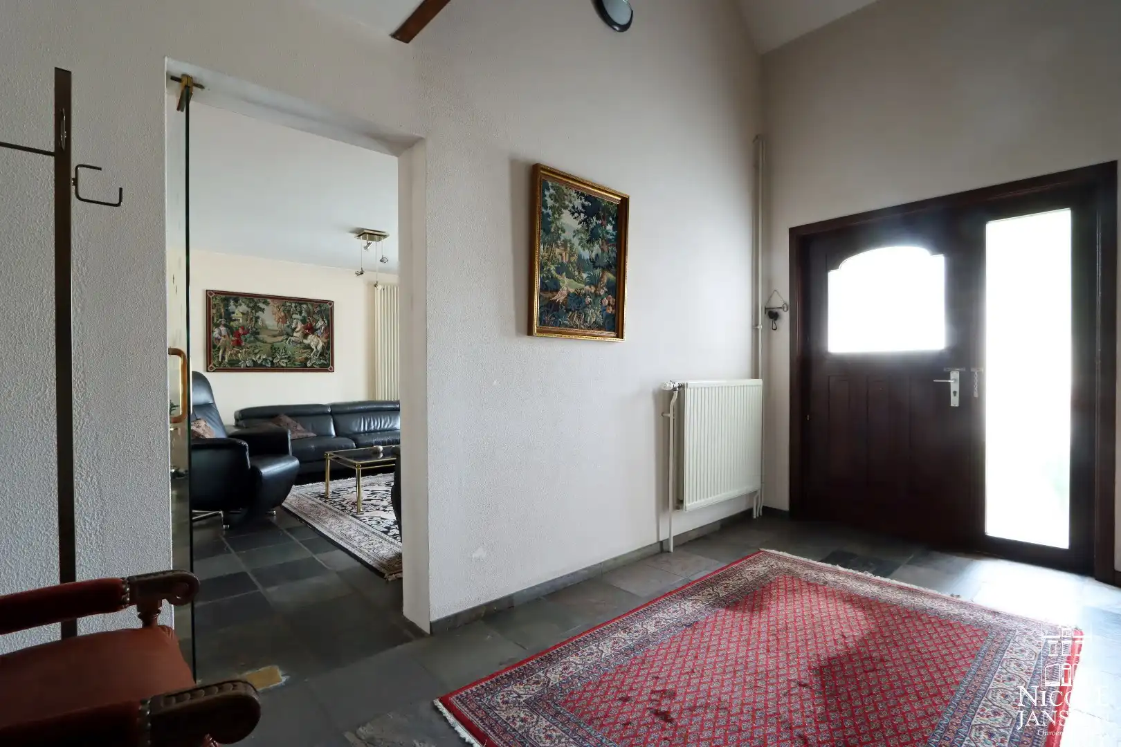 Goed onderhouden gezinswoning met diepe tuin met zwembad foto 4