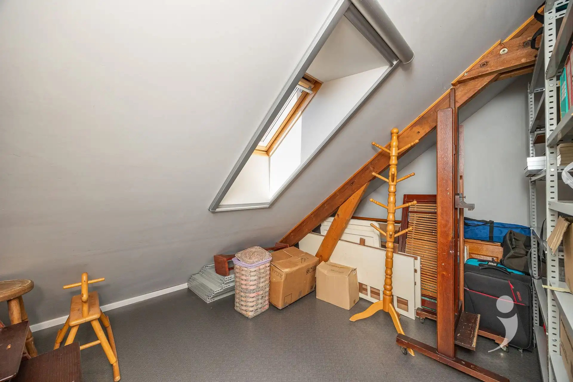 Goed gelegen eengezinswoning met 3 slaapkamers foto 14