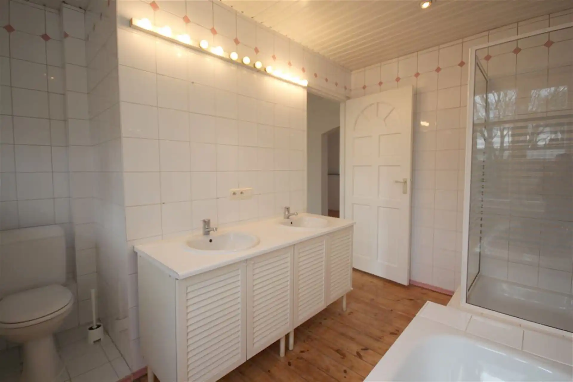 Ruime stadswoning met tuin foto 15