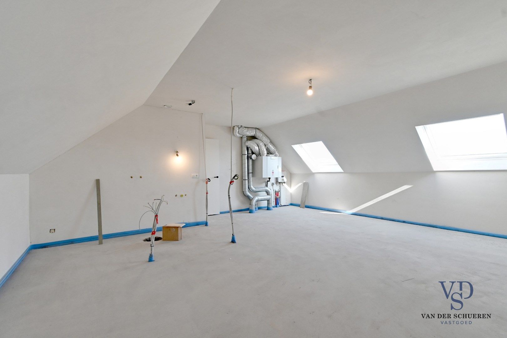 IN OPTIE ! Half Open Bebouwing met afzonderlijke garage  foto 36