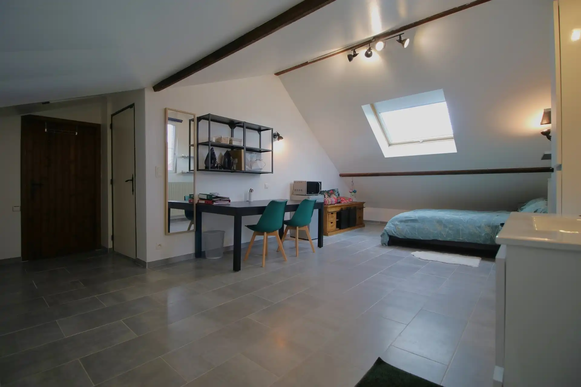 Knap gerenoveerde woning in rustige wijk foto 23
