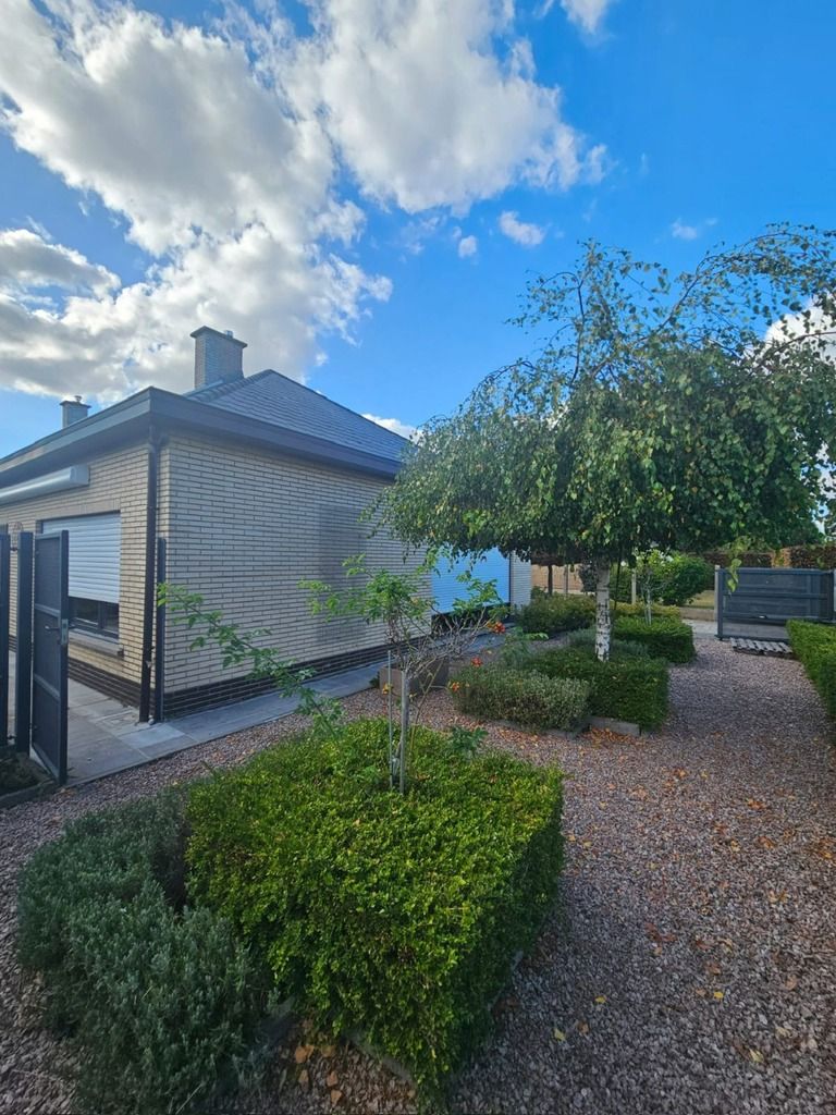 Rustig gelegen bungalow met 3 slaapkamers! foto 27