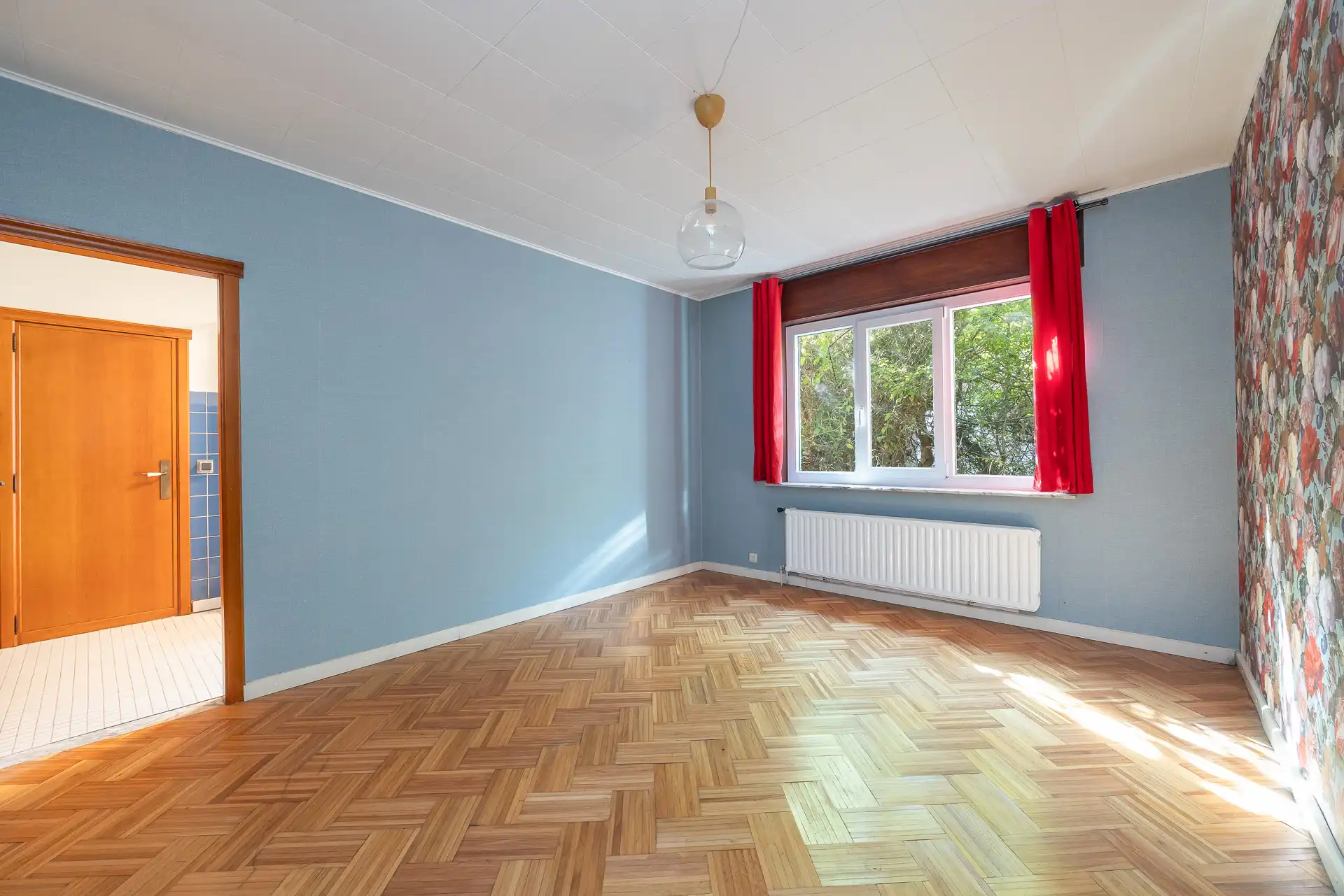 Ruime, te renoveren laagbouwvilla in doodlopende straat. foto 10