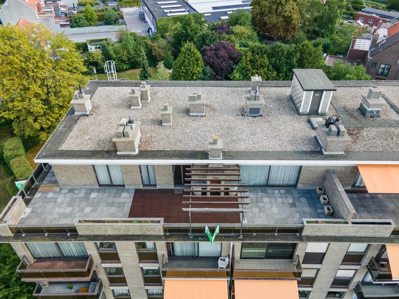 Prachtig verzorgd penthouse met 3 slaapkamers en 360° terras te Lier foto 24