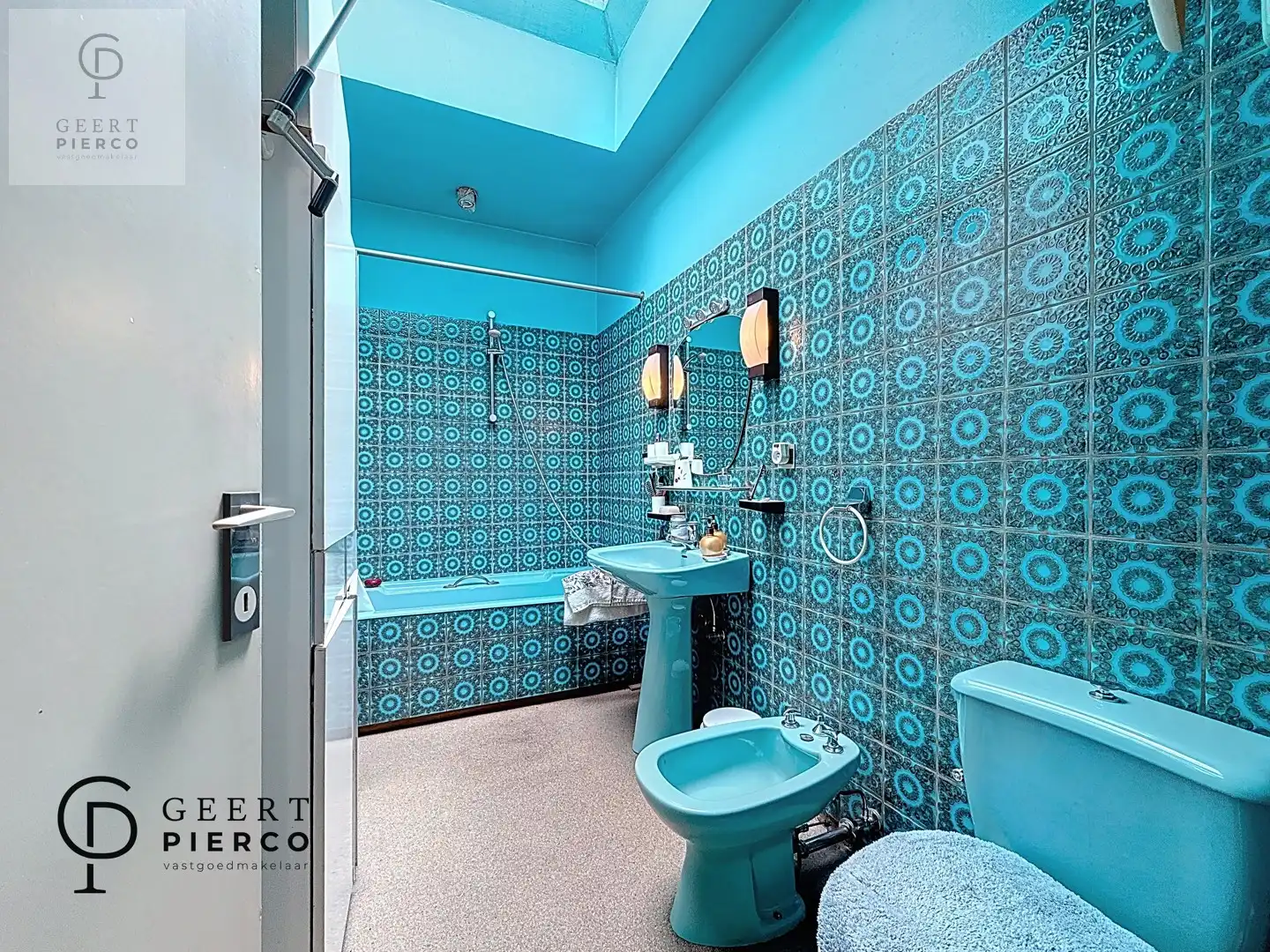 Eigentijdse woning foto 17