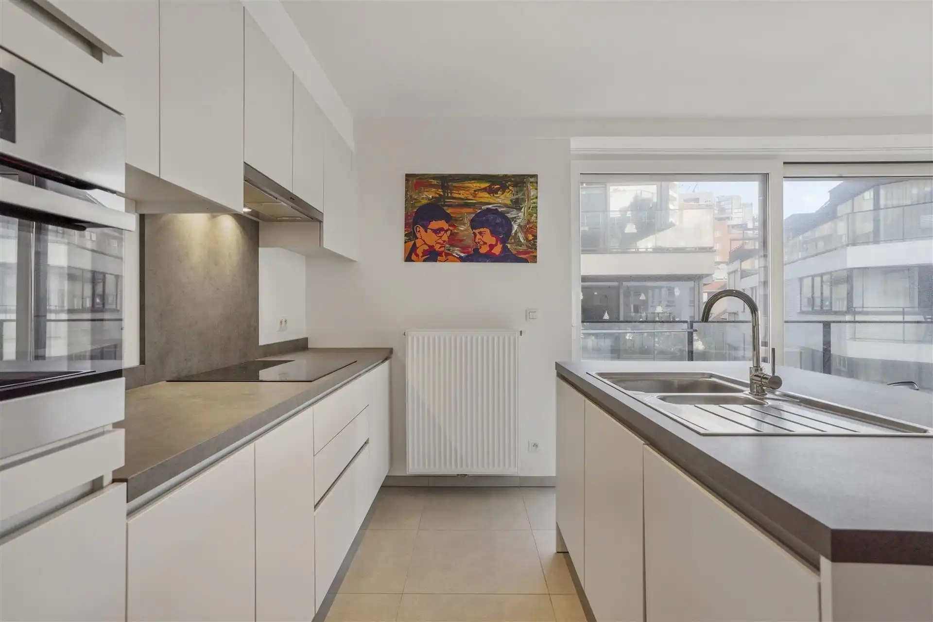 INSTAPKLAAR / RECENT GEBOUW  foto 7